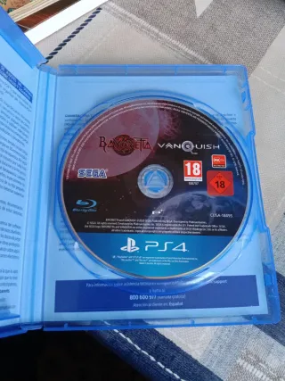 PS4 Bayonetta & Vanquish 10th Anniv. Bundle