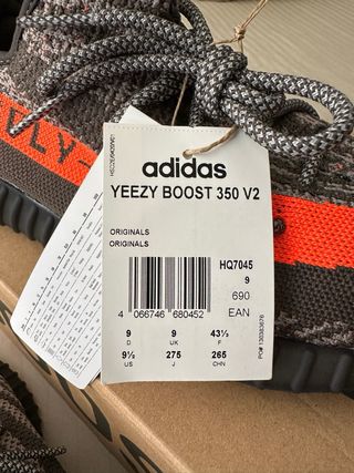 Adidas Yeezy 350 V2 Carbon Beluga talla 43 1/3