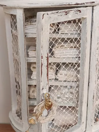 Vetrinetta in miniatura shabby chic