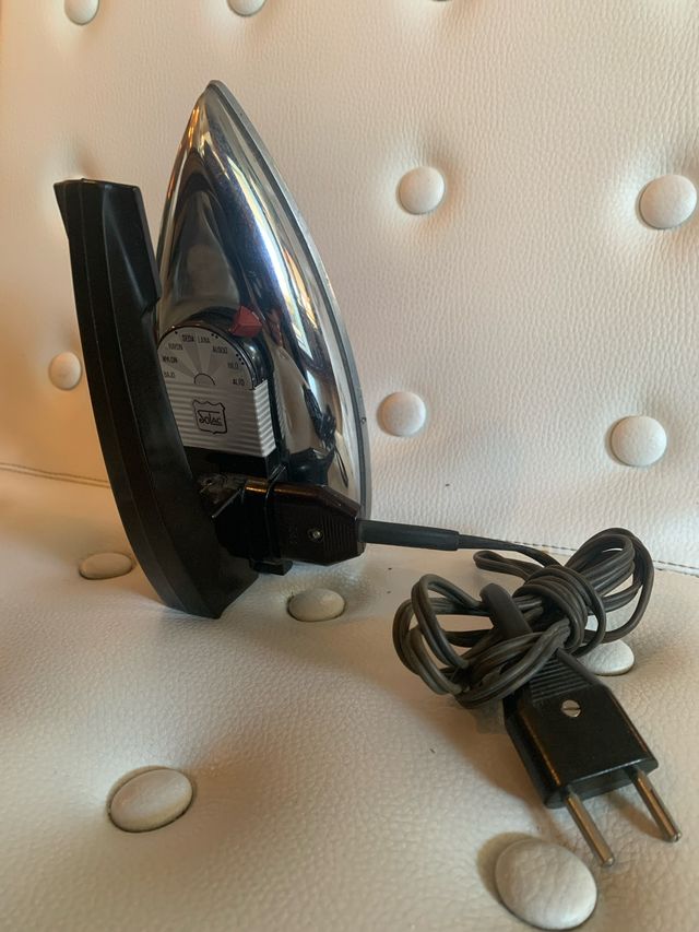 Ferro da stiro da viaggio Solac