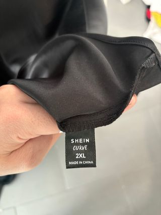 Vestido largo negro y rosa