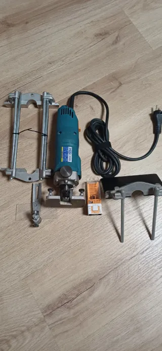 Fresadora Virutex FR192N