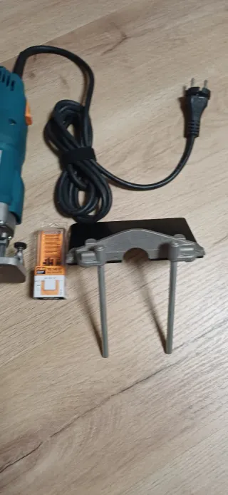 Fresadora Virutex FR192N