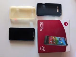 Motorola Razr i / XT890 Nero