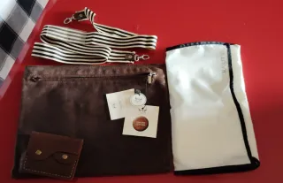 Cartera de piel Rarity marrón