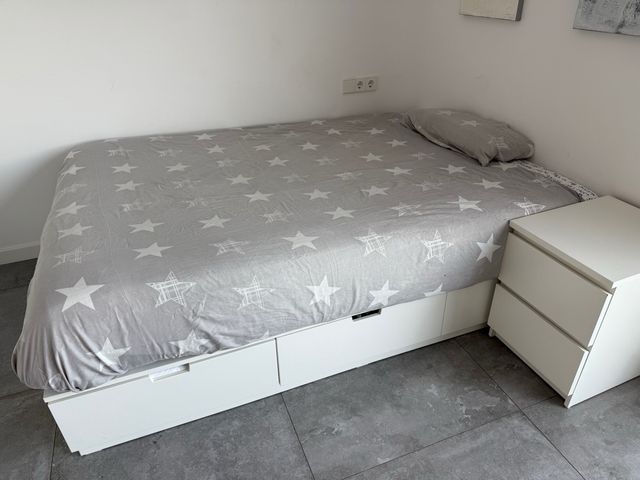 Cama 140x200cm con 3 cajones