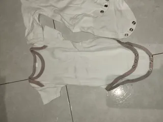 Lote de bodies para bebé