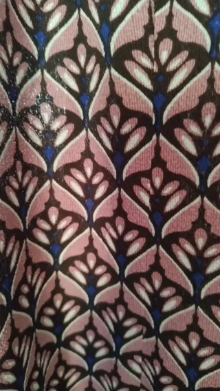 Vestido rosa palo con volante y manga