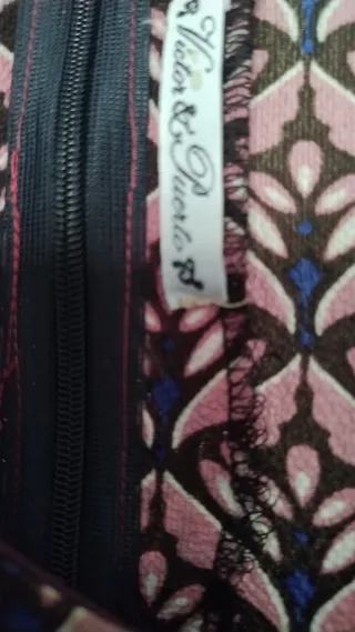 Vestido rosa palo con volante y manga