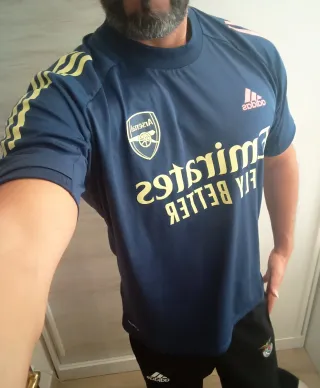 Camiseta entrenamiento Arsenal Adidas azul/rosa