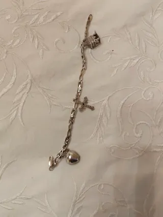 Pulsera Plata con Colgantes