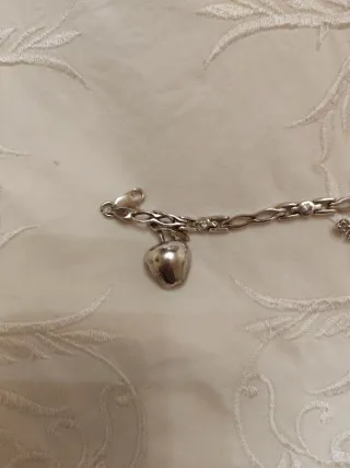 Pulsera Plata con Colgantes