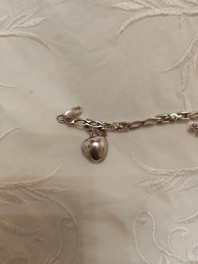 Pulsera Plata con Colgantes