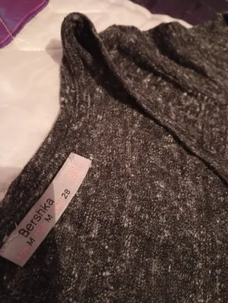 SOLO ENVÍOS. Lote 2 Jerséis Y 1 Body