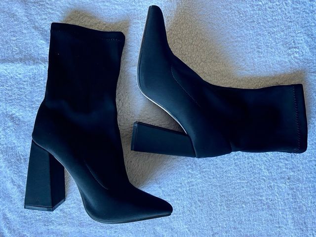 Botines calcetín tacón negros