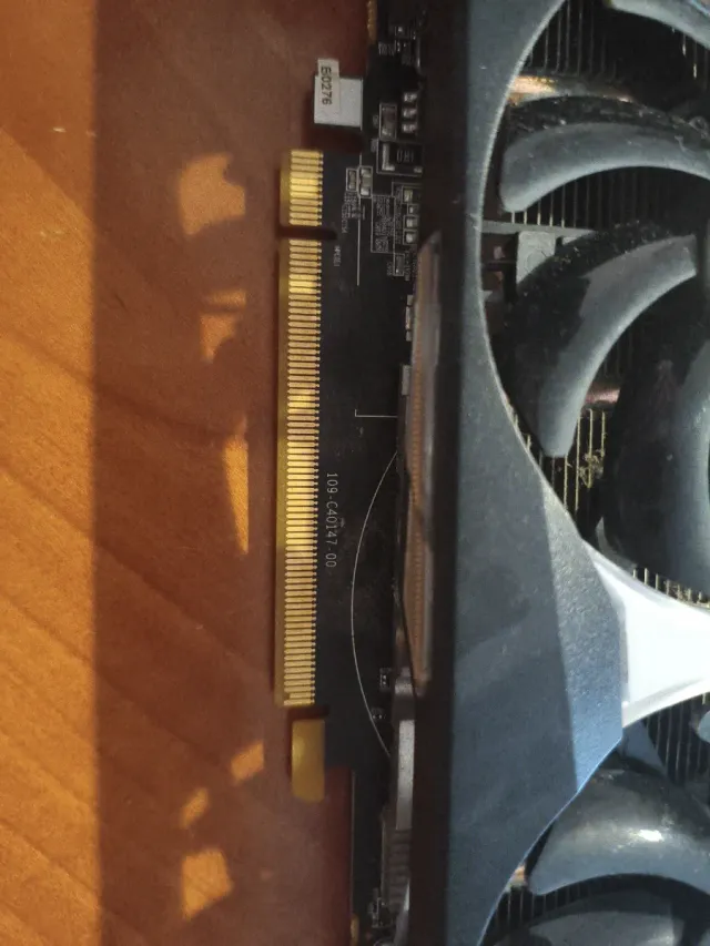 Sapphire Dual X R9 270X 2GB Tarjeta Gráfica