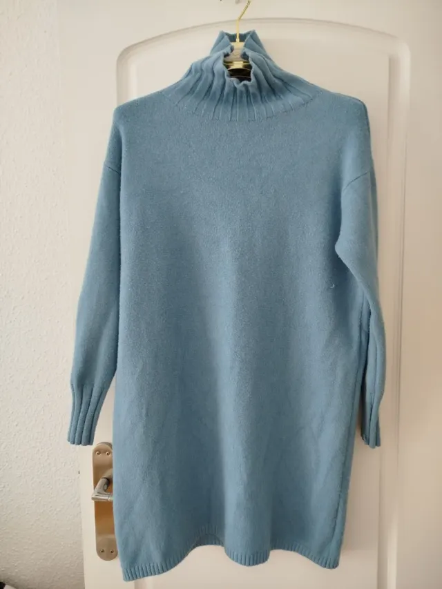 Vestido punto cuello alto azul talla única