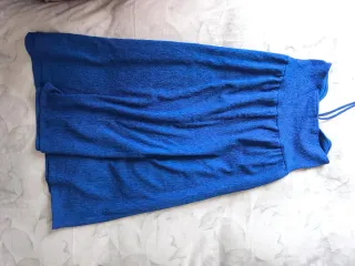 Vestido midi azul de verano