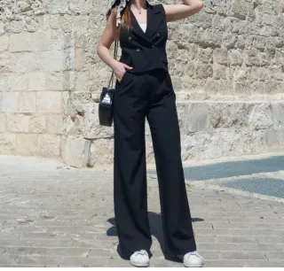 Traje chaleco y pantalón