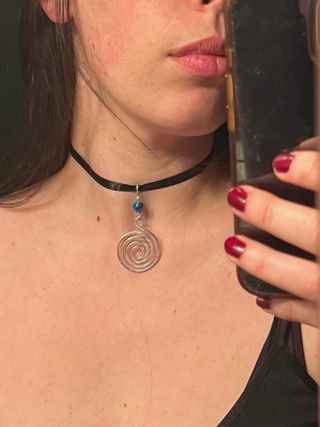 Collana Choker Fatta a Mano con Ciondolo Spirale