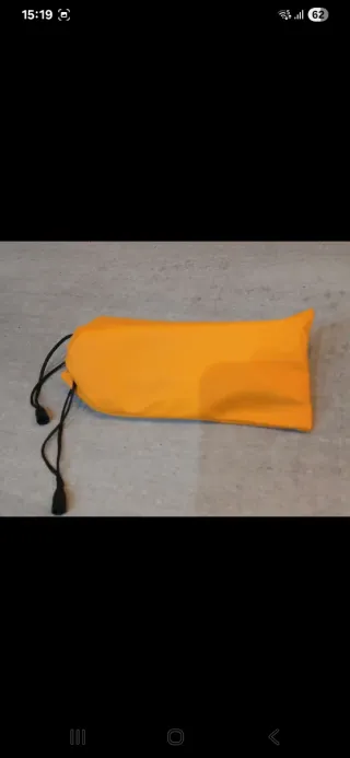 Occhiali da sole neri UV400