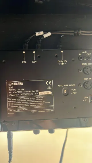 Piano Vertical YAMAHA B1-PE Silent SG2 color negro