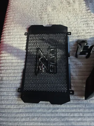 Colin y cubre radiador Z900 Kawasaki