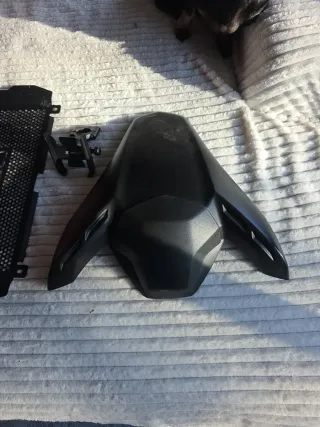 Colin y cubre radiador Z900 Kawasaki