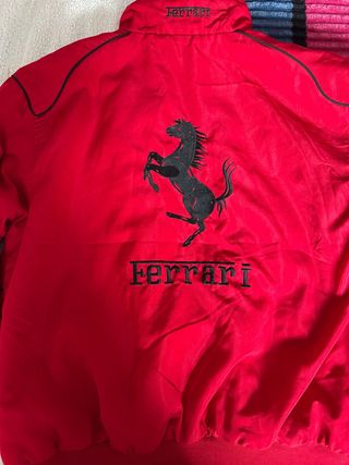 Chaqueta Ferrari Talla L Roja