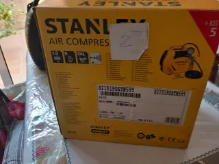 Compresor de aire Stanley + Kit 5
