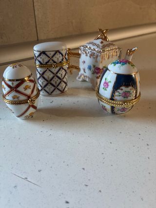 Scatoline di porcellana decorate