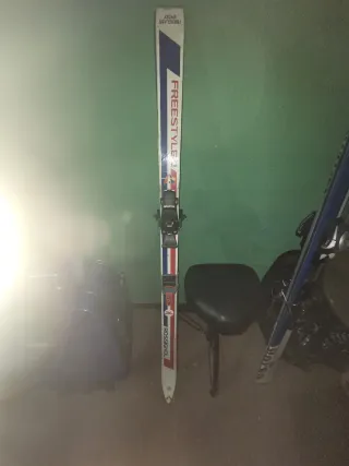 3 Pares de Esquís Seminuevos