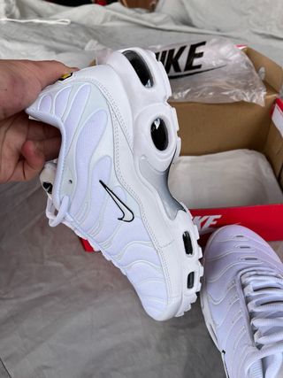 Zapatillas Nike Air Max Tn Blancas y Negro