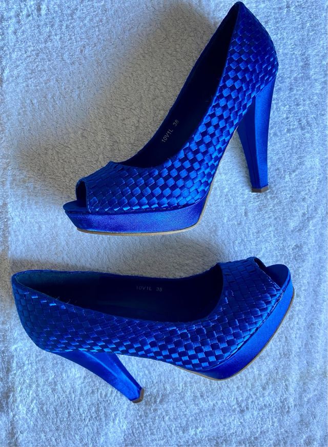 Zapatos de tacón azul talla 38