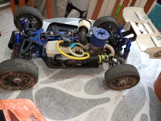 Coche RC Nitro Kyosho 1.8
