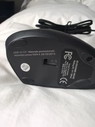 Mouse Verticale Zantipride Nero