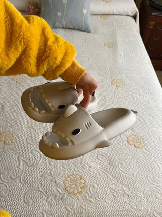 Chanclas Tiburón Grises