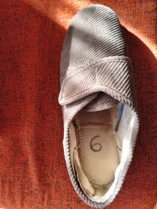 Zapatillas de casa Garzón talla 43 sin usar