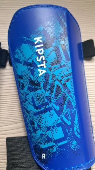 Espinilleras Fútbol Kipsta Azul.