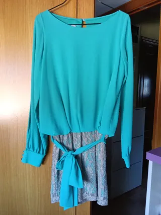 Vestido largo gris y turquesa