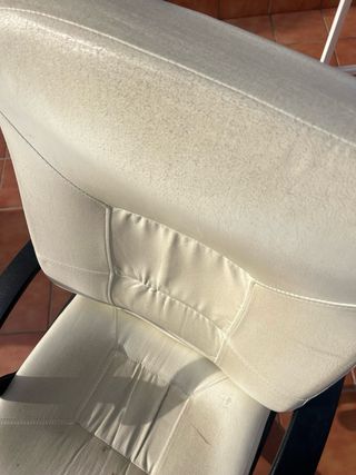 Silla de escritorio con ruedas