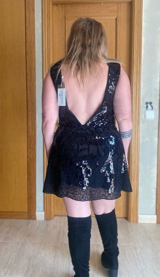 Vestido corto lentejuelas negro