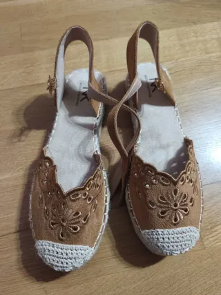 Sandalias/Alpargatas Camel Talla 37