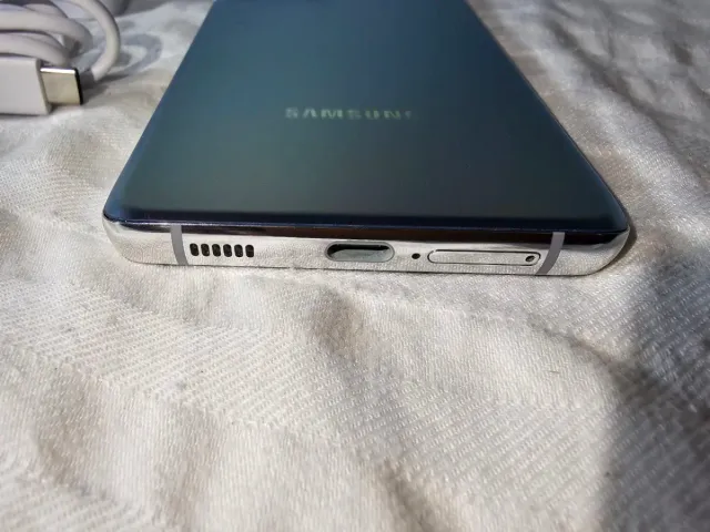 Samsung Galaxy S21 Ultra, 12 GB de RAM e 128 GB