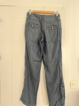 Vaqueros de pinzas azules