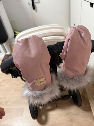 Saco para carrito de bebé y guantes