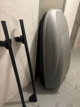 Cofre de techo y barras de baca