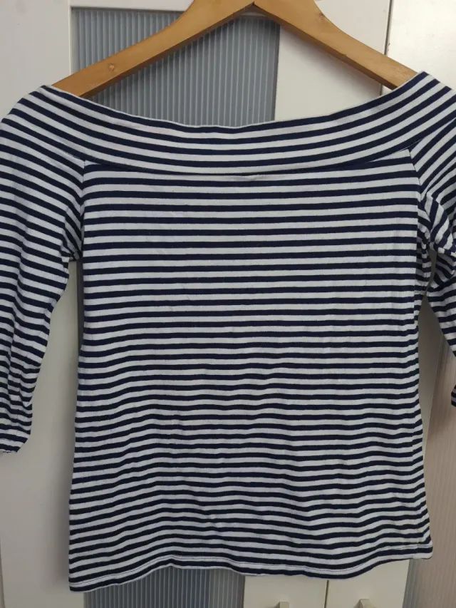 Camiseta listrada Stradivarius