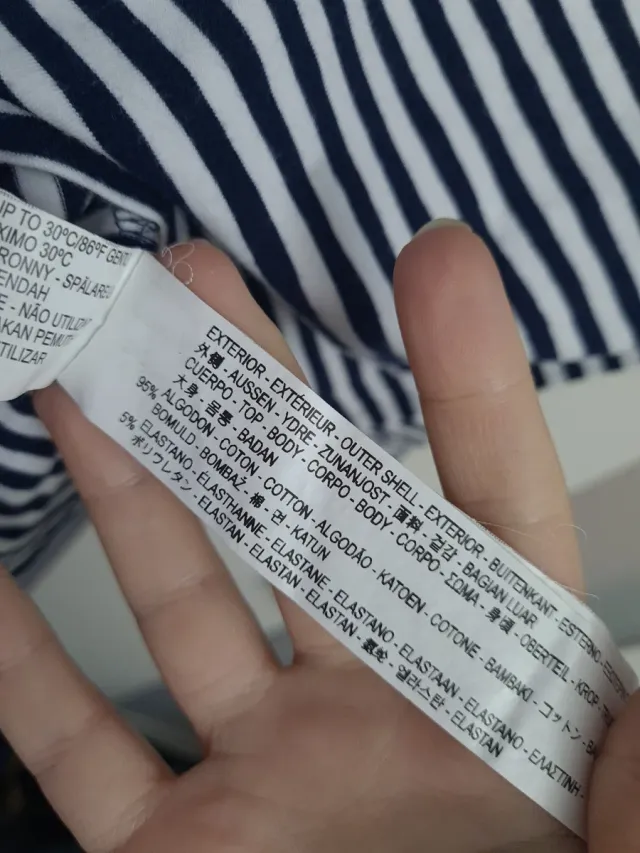 Camiseta listrada Stradivarius