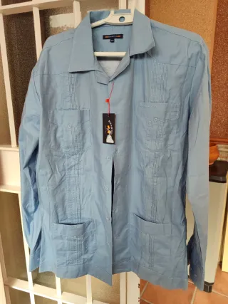 Camisa Cubana guayabera de Spagnolo Azul celeste